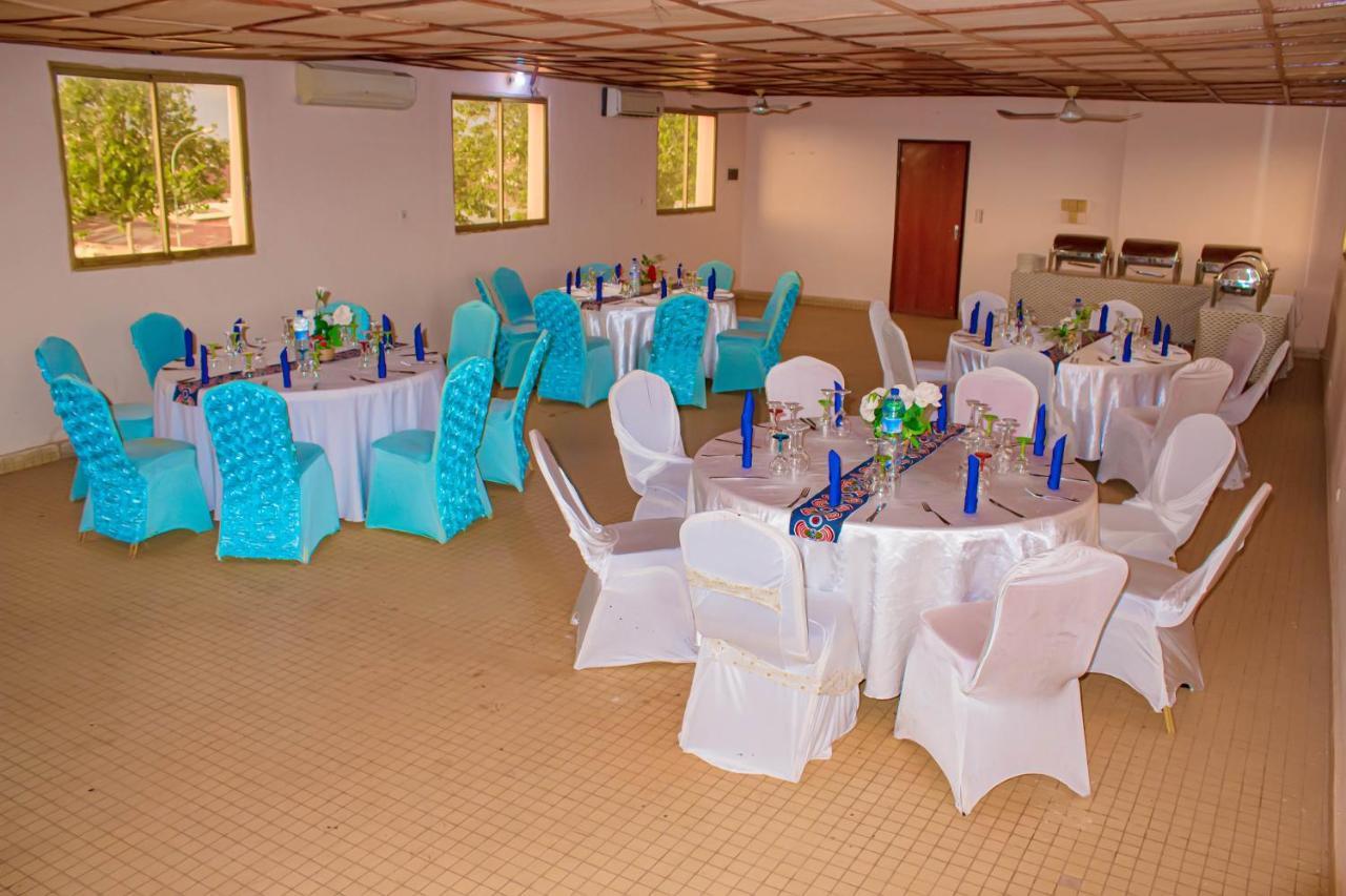 Abomey Events Hotel Екстериор снимка